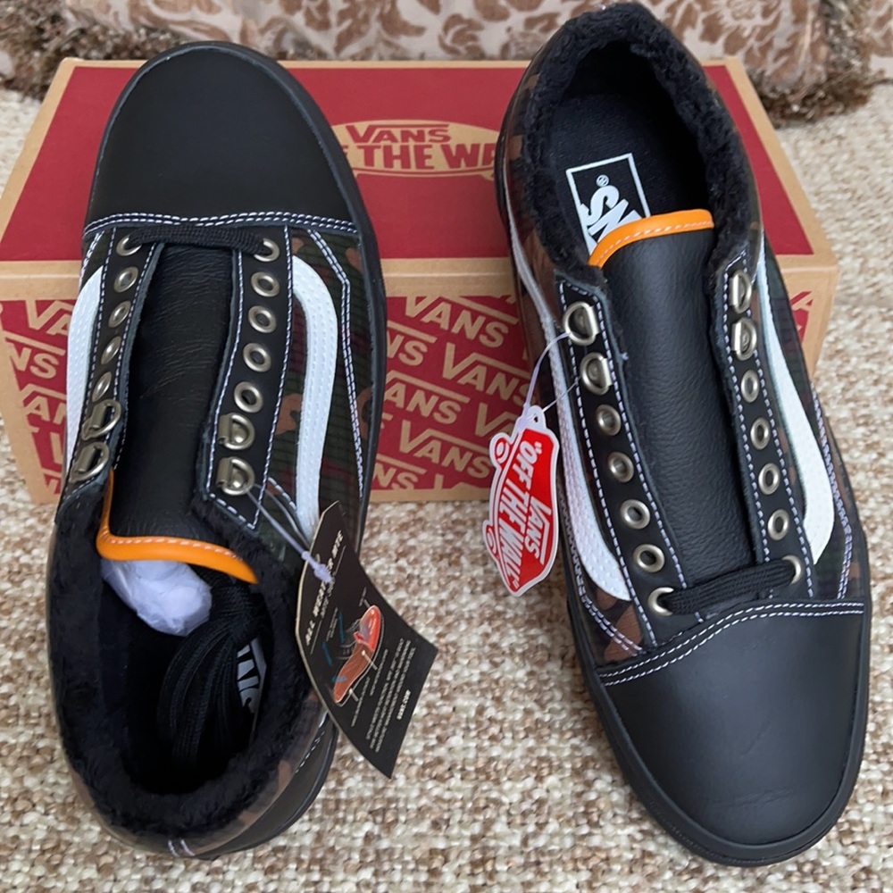 Vans WMNS Old Skool Mte Black/Camo Sneakers - Picture 13 of 16